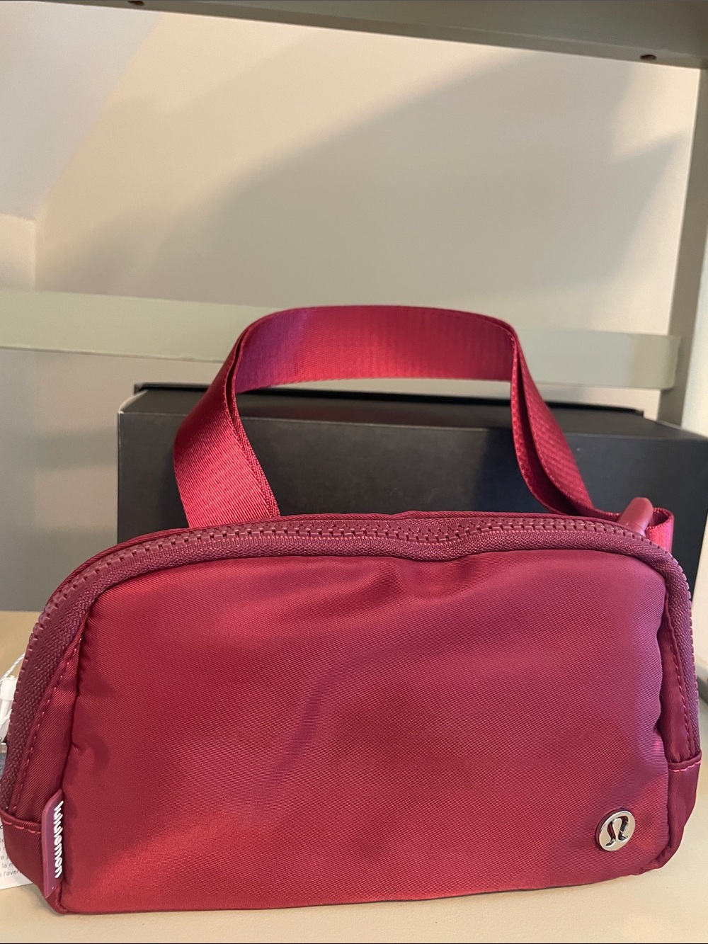 lululemon athletica Raspberry Merlot Crossbody Bag body bag NEW with tags sealed